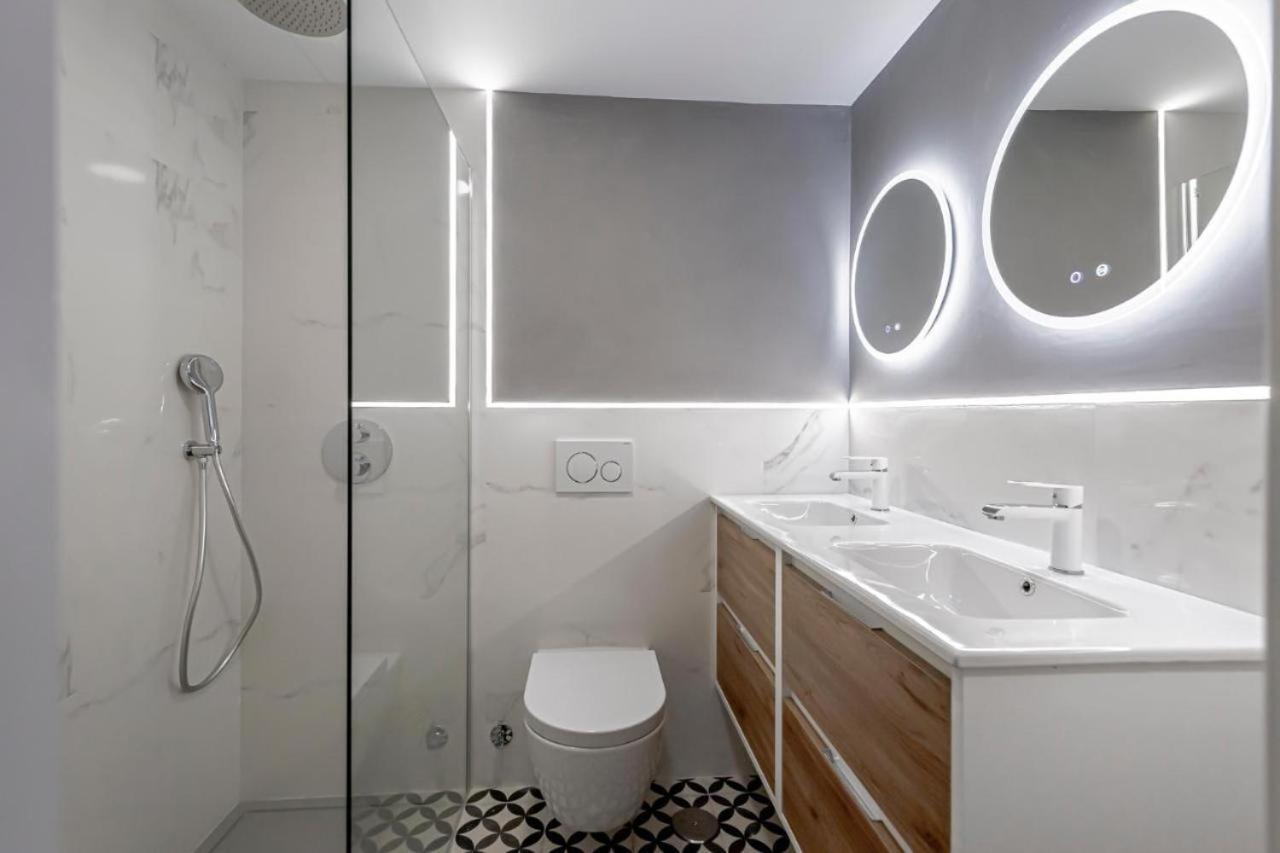 Apartamentos Emilio ベニドルム エクステリア 写真