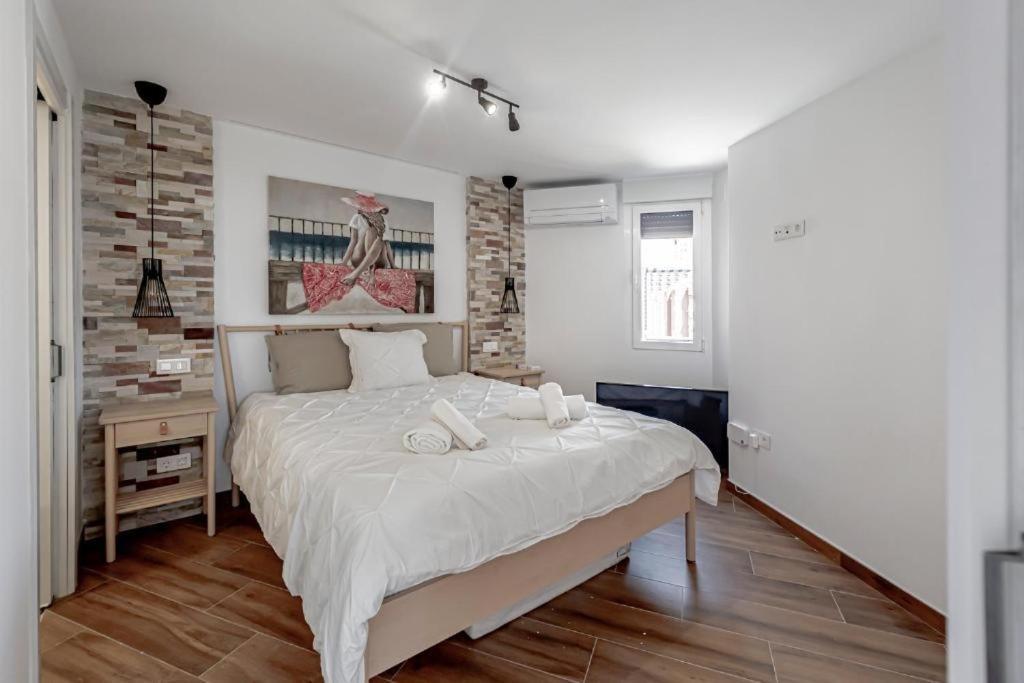 Apartamentos Emilio ベニドルム エクステリア 写真