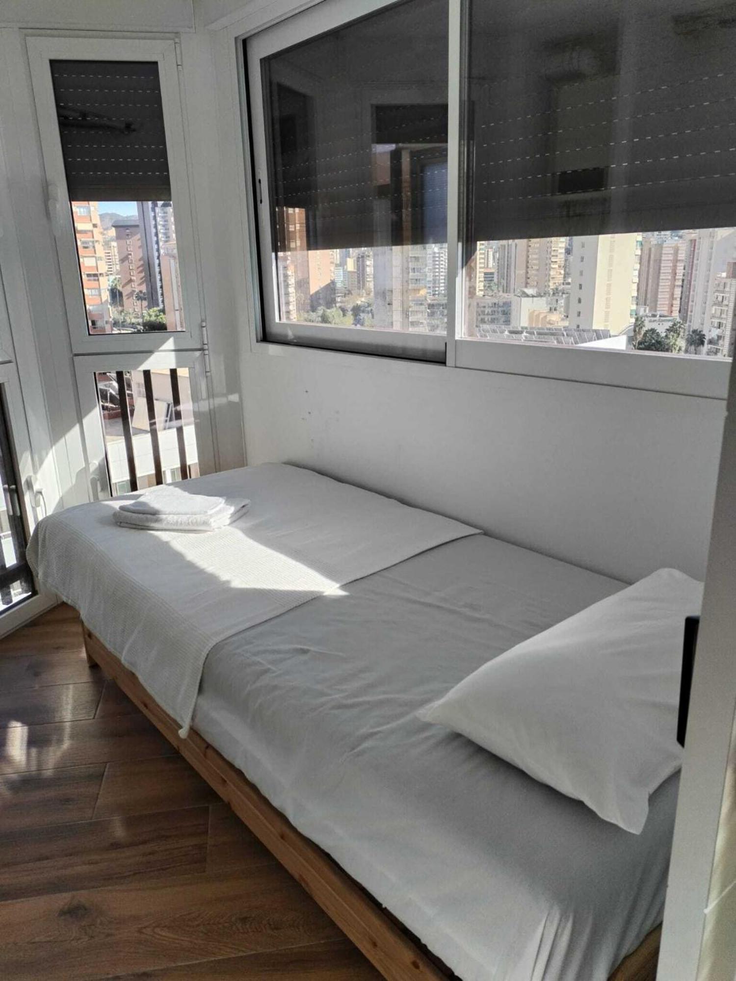 Apartamentos Emilio ベニドルム エクステリア 写真